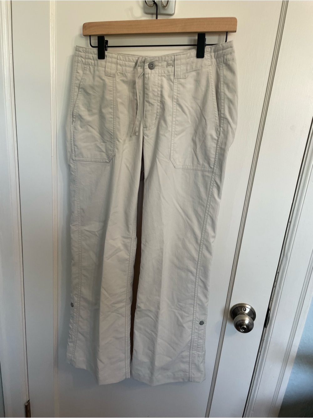 Patagonia Inter-Continental Pants Women's 6 Dove Grey Nylon Hiking Travel